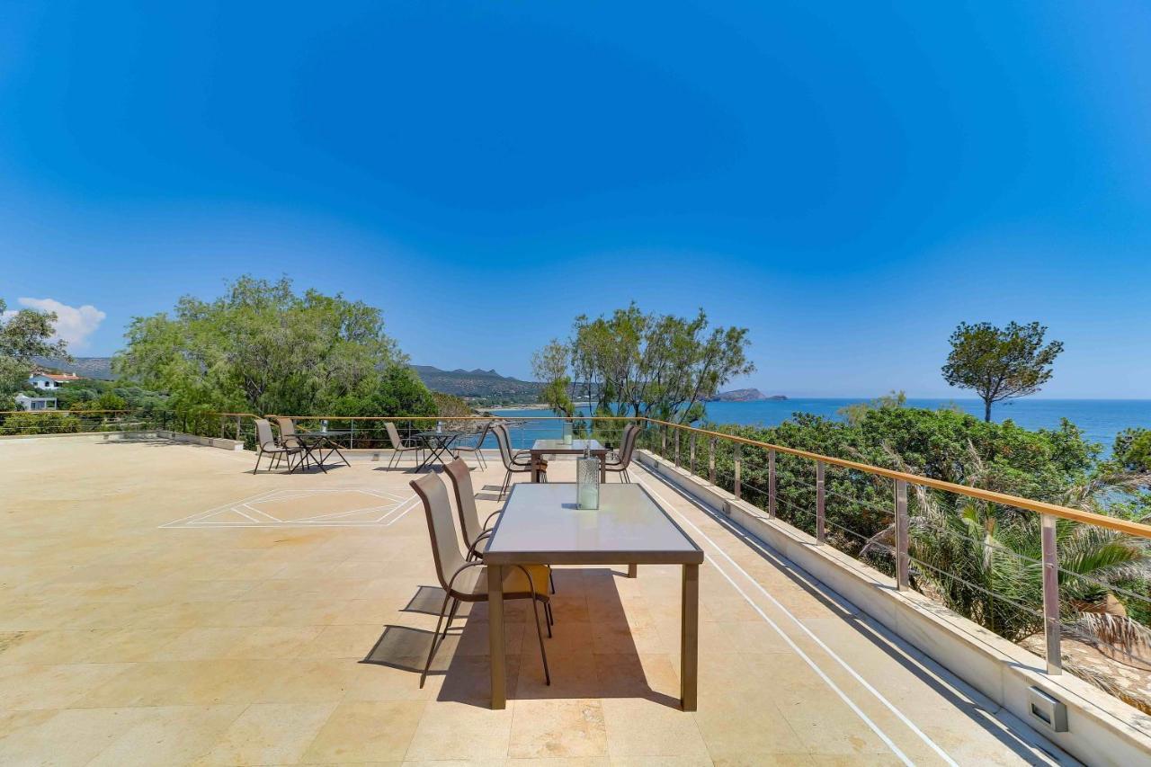 Black Diamond Beachfront Pool Villa Pasithea In Sounio, Athens ซูนิโอ ภายนอก รูปภาพ