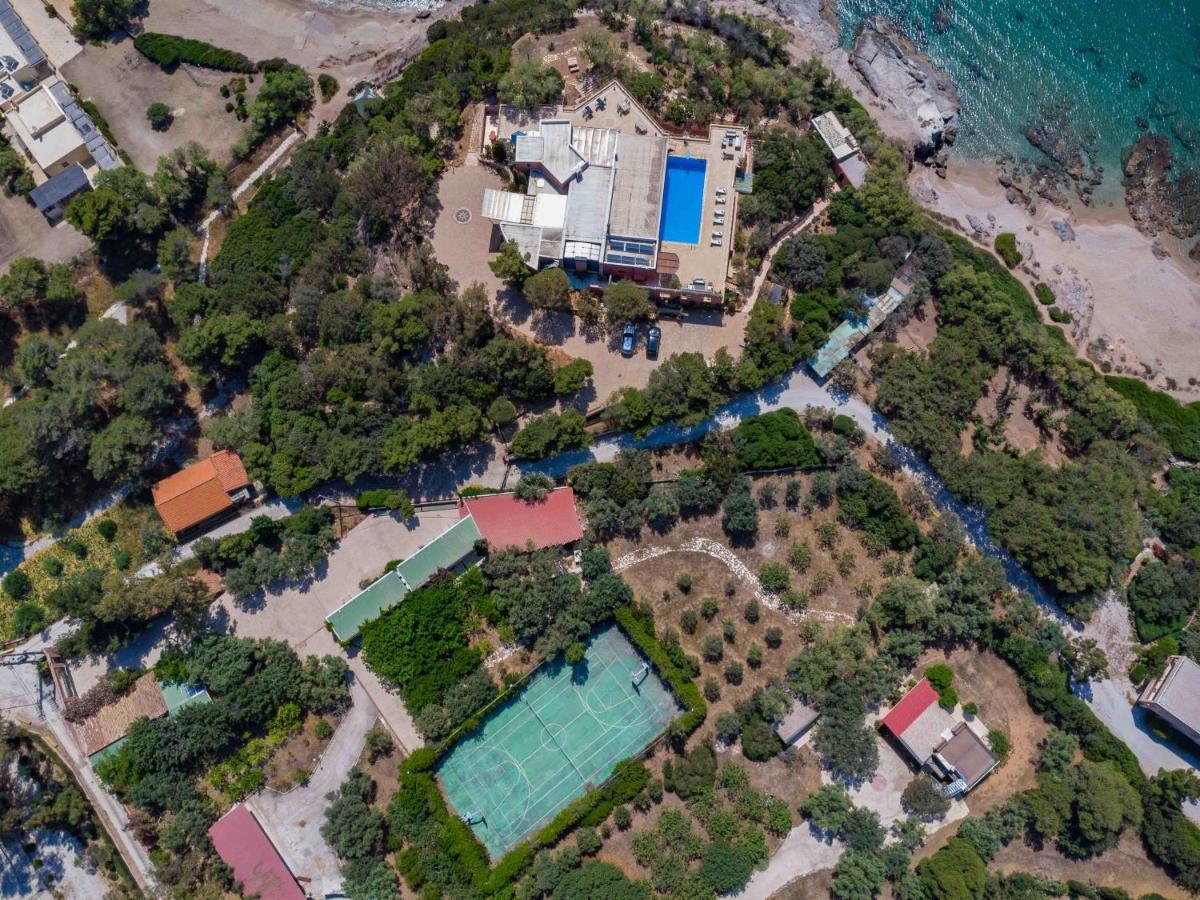 Black Diamond Beachfront Pool Villa Pasithea In Sounio, Athens ซูนิโอ ภายนอก รูปภาพ