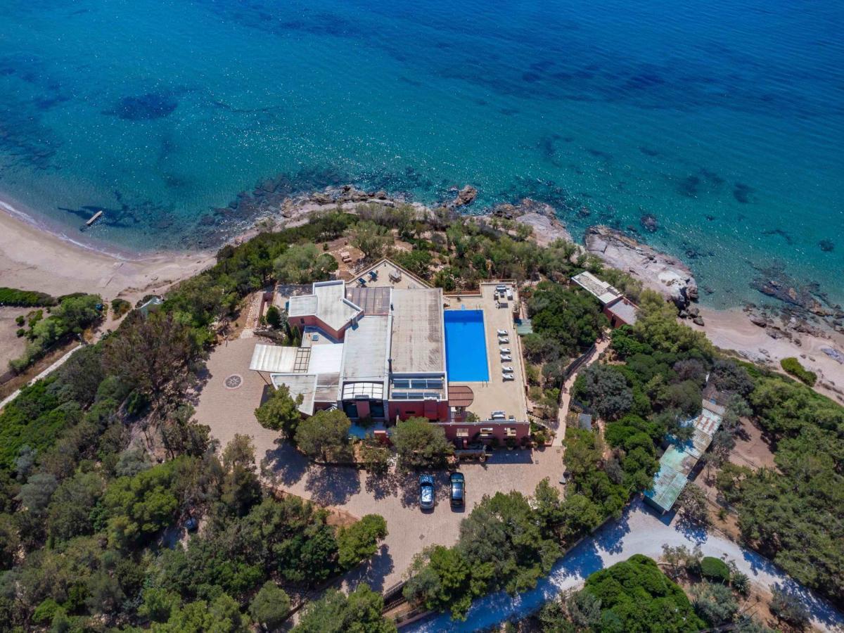 Black Diamond Beachfront Pool Villa Pasithea In Sounio, Athens ซูนิโอ ภายนอก รูปภาพ